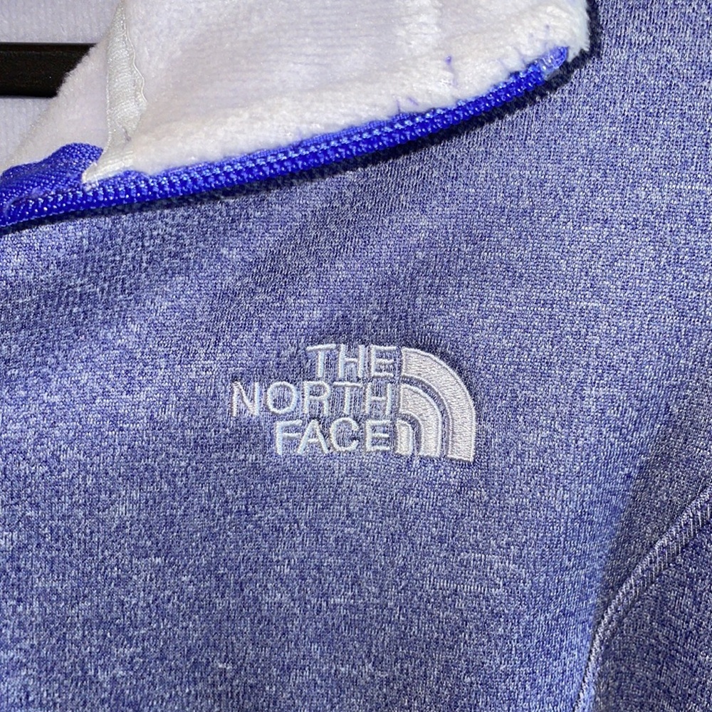 The North Face women’s jacket. Size Medium. - Picture 4 of 7